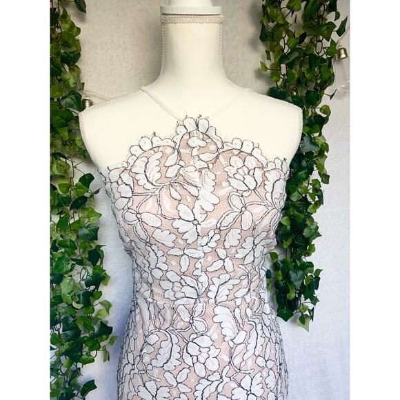 Lulus Delicate Darling Beige and Ivory Lace Bodycon Dress Women's Medium - Picture 4 of 11